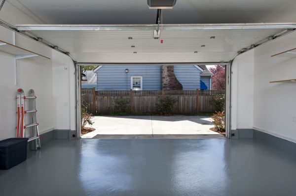 Cost of Garage Pad Pouring in Concord