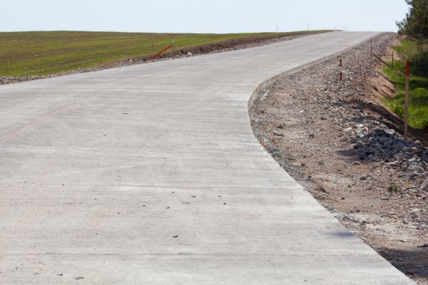 Cost of Driveway Cementing in Concord