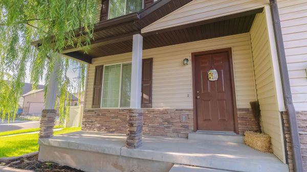 Cost of Porch Concrete Construction in Concord
