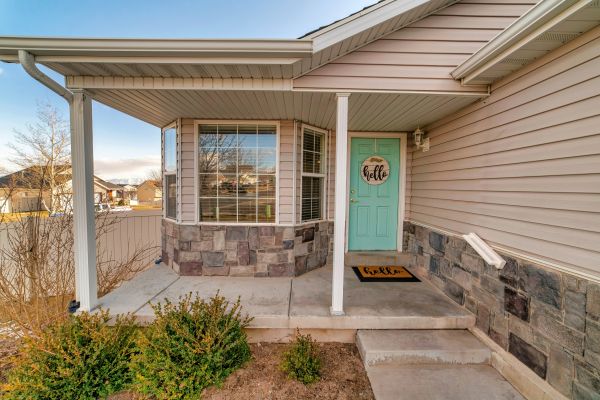 Cost of Porch Concrete Installation in Concord