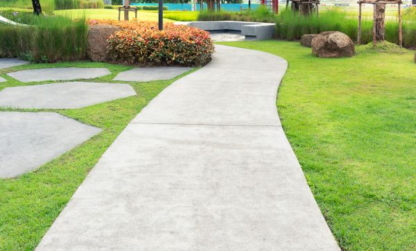 Cost of Concrete Sidewalk Installation in Concord